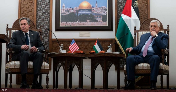 الرئيس يبحث مع بلينكن آخر التطورات على الساحة الفلسطينية
