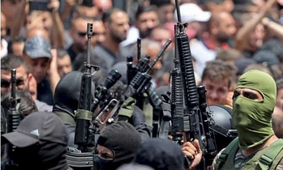 صحيفة يديعوت: الجيش الإسرائيلي يشعر بالقلق من الخراب الاقتصادي في الضفة الغربية والضيق سيترجم إلى (إرهاب)