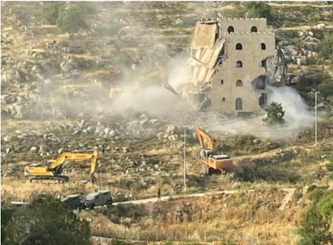 الاحتلال يهدم منزلين في قرية الديوك التحتا غرب أريحا