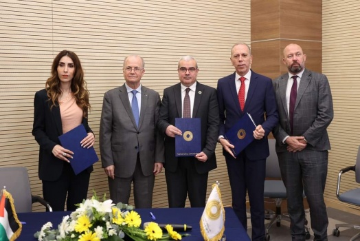 الحكومة وسلطة النقد تطلقان برنامج "بادر" لتمويل العمال بمحفظة تصل 70 مليون شيقل