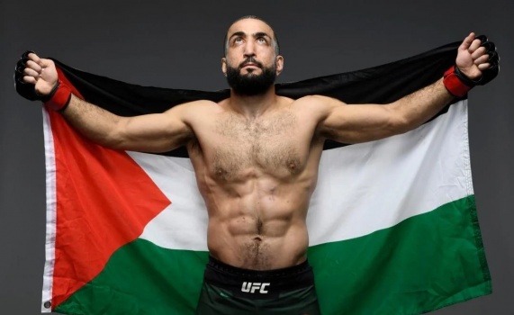 الفلسطيني بلال محمد بطلاً للعالم في بطولة UFC ويهدي فوزه لغزة