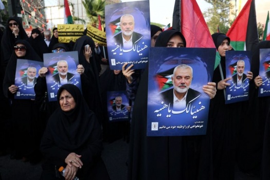 انطلاق مراسم تشييع جثمان إسماعيل هنية في طهران (فيديو)