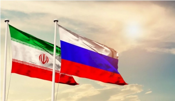 طهران تطلب أسلحة نوعية من موسكو "استعدادا للحرب"