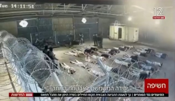 في معتقل سدي تيمان.. فيديو يوثق اعتداء جنود الاحتلال جنسيا على معتقل من غزة