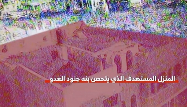 "القسام" تستهدف بطائرة انتحارية منزلا تحصن فيه جنود الاحتلال