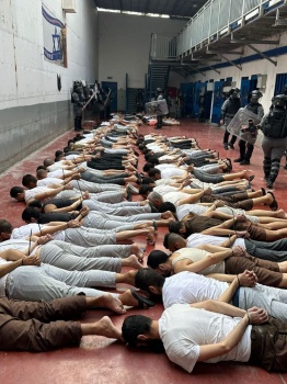 نادي الأسير يحذر من طريقة نشر صور ومقاطع للأسرى تحقق أهداف الاحتلال