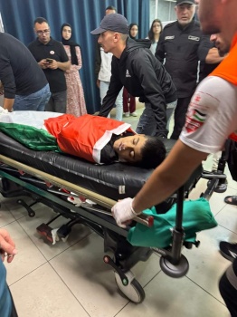 قوات الاحتلال تعدم طفلا في قلنديا