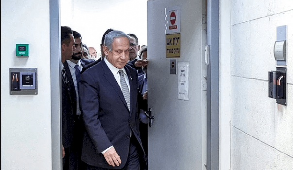محكمة إسرائيلية ترفض طلب نتنياهو بتقليل عدد أيام التحقيق معه