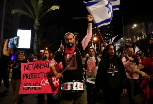 أهارون باراك: إسرائيل تنزلق إلى حرب أهلية