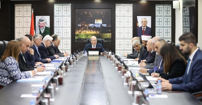 مجلس الوزراء ينسب للرئيس بحل 5 مؤسسات حكومية غير وزارية