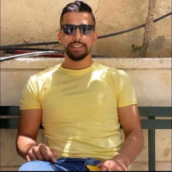 الشرطة والنيابة العامة تباشران التحقيق بوفاة شاب في مخيم قلنديا