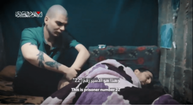 فيديو لـ "القسام".. أسير إسرائيلي: "اسألوا سارة نتنياهو عن عددنا.. هي تعرف الحقيقة"
