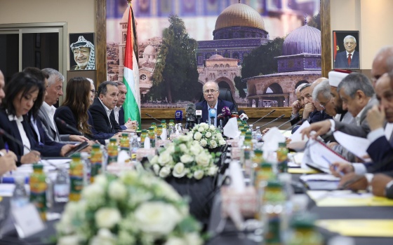 رئيس الوزراء من طولكرم: نواصل جهود الإغاثة والإعمار وسنظل إلى جانب أهلنا حتى زوال الاحتلال