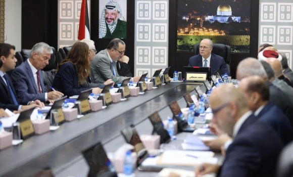 مجلس الوزراء الفلسطيني يتخذ عدة قرارات