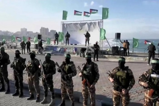 القسام تنشر أسماء 20 أسيراً إسرائيلياً ستفرج عنهم اليوم ضمن صفقة التبادل
