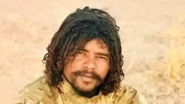 "وجه الرعب" في الفاشر..من هو السفاح "أبو لولو" الذي تفاخر بقتل مئات السودانيين؟..صور