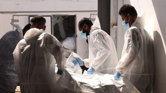 أدلة جنائية في غزة توثق تعذيب الاحتلال للأسرى قبل قتلهم