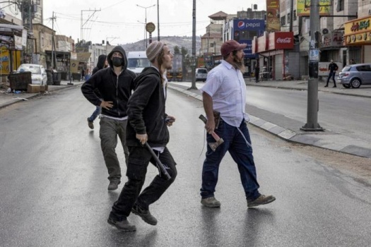 سنغافورة تفرض عقوبات على 4 من قيادات المستوطنين في الضفة
