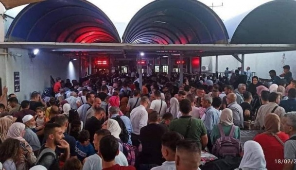 غضب شعبي متصاعد على أزمة الجسر… مطالب بفتحه 24 ساعة وبدائل جذرية لإدارته