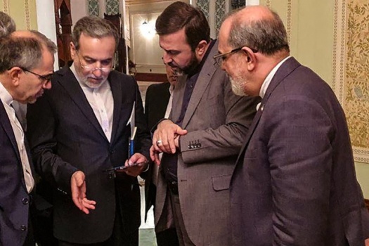 إيران توافق على وقف تخصيب اليورانيوم لمدة 5 سنوات وترامب يرفض