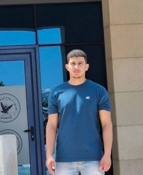 شهيد وإصابتان إحداهما خطيرة في هجوم للمستوطنين على حجة شرق قلقيلية