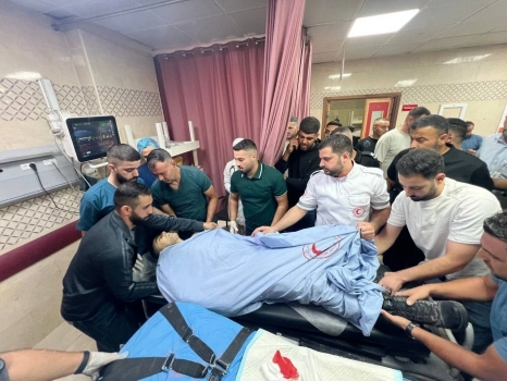 شهيد وجرحى برصاص المستوطنين وقوات الاحتلال في برقة ورامين شمال نابلس