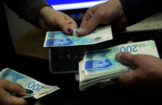 195 مليون شيكل صرفتها الحكومة مساعدات واعانات بطالة في 7 أشهر