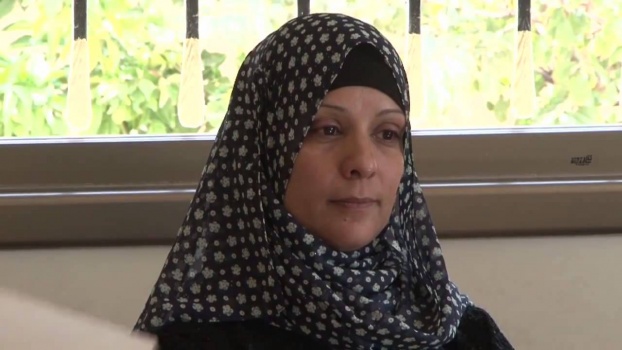 فيديو - الام الفلسطينية الجبارة ,,,, والدة الشهيد مهند حلبي