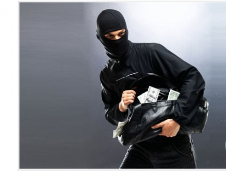 سرقة 250 ألف شيقل وذهب من مسنة