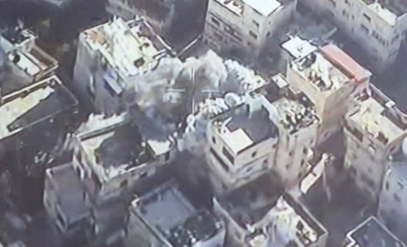وهل يهزم الشعب الفلسطيني .... انشاء منزل لعائلة الشهيد ابراهيم العكاري على ايدي المواطنين بعد 24 ساعة من هدم منزلهم
