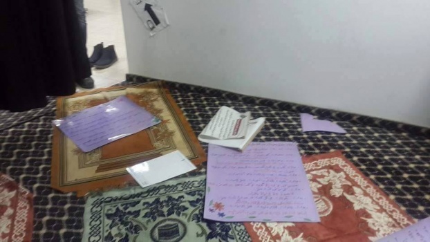 بالصور : تمزيق القرآن الكريم وتخريب ممتلكات في مصلى الطلاب المسلمين في كلية هداسا