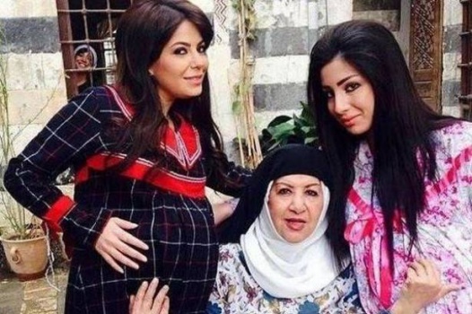"باب الحارة " يوقع النجوم السوريين في ورطة