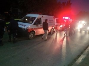 بالصور : 3 وفيات واصابات خطيرة بحادث سير مروع شرق رام الله
