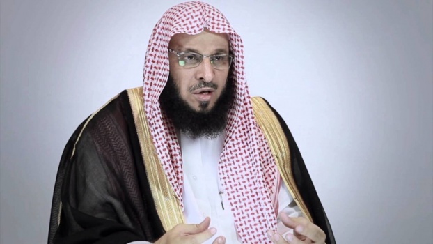 إصابة الشيخ السعودي عائض القرني بإطلاق نار في الفلبين