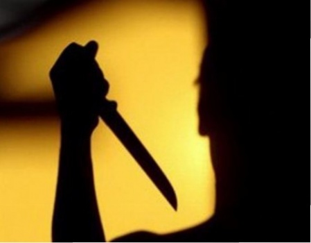 ومن الحب ما طعن.. جنين: شاب يطعن نفسه بعد فسخ خطوبته
