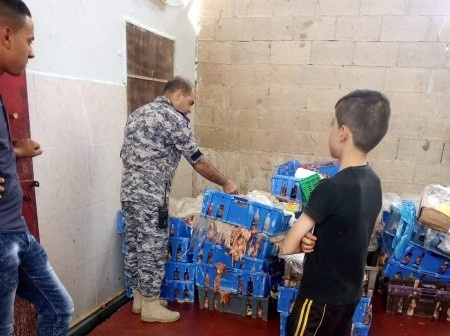 الضابطة الجمركية تتلف 200 كغم دجاج فاسد مهرب من اسرائيل