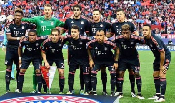 بايرن ميونيخ يستلم الكأس..والـ 30 مليون دولار بين نابولي وروما اليوم ( ملخص البطولات الاوروبية)