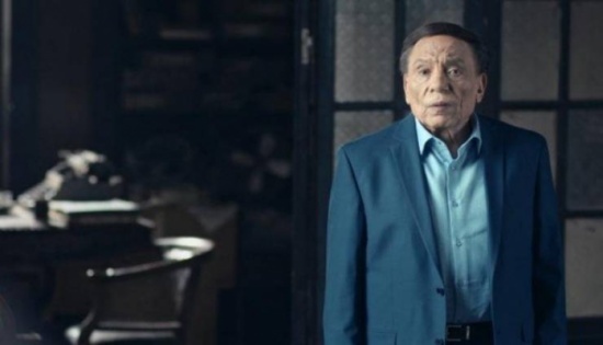 هجوم عنيف على عادل امام بسبب &ldquo;مأمون وشركاه&rdquo;