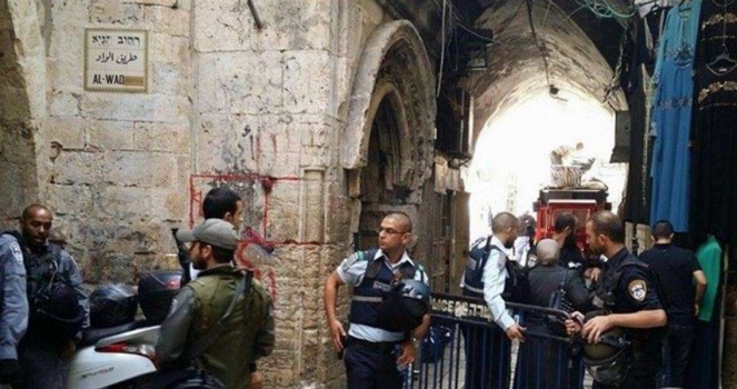 قوات الاحتلال تقتحم أحياء بمدينة القدس وتواصل حصار حزما