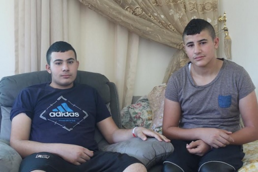 فتية بيت عور لا ينسون &ldquo;مسبح الدم&rdquo;