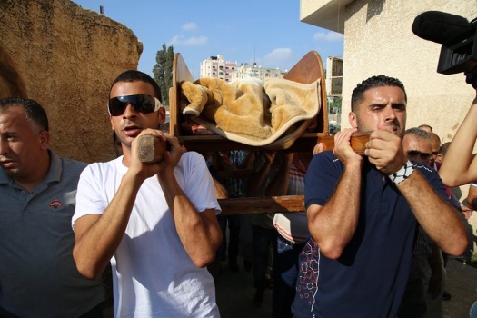 وفاة والدة الأسير اياد نصار من طولكرم