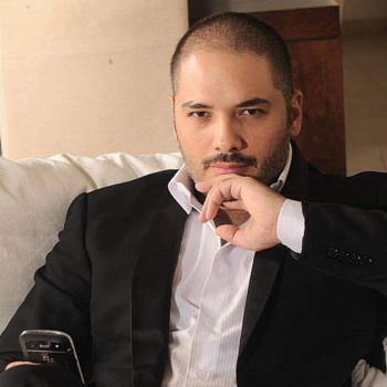 الموت يُفجع رامي عياش – بالصور