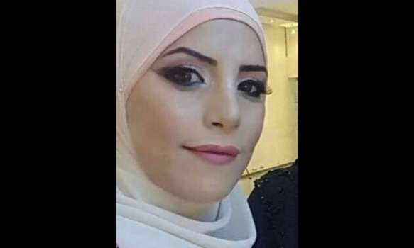 ابنة القتيلة من اللد: ملثم أطلق النار على والدتي برأسها ! ( فيديو)
