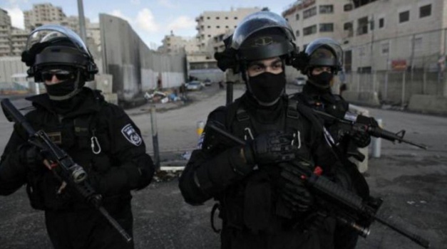 أوامر إغلاق إدارية بحق 4 محال تجارية في أراضي 48 بسبب تشغيل عمال فلسطينيين