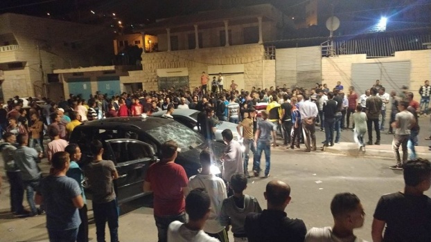 مسلح يصيب شاباً من بلدة قباطية جنوب جنين بعيار ناري