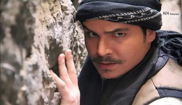 &rlm;بالصور.. إعدام "العكيد معتز"!