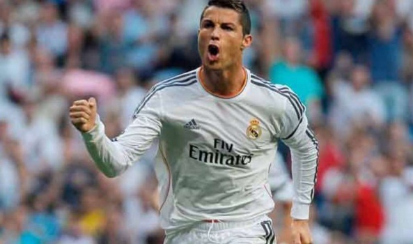 رونالدو يقود ريال مدريد الى الفوز (2-1)