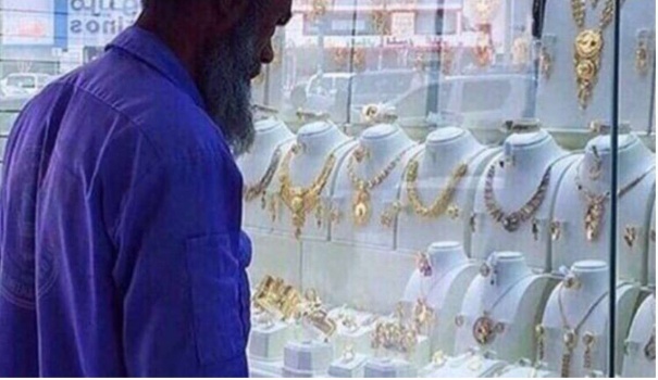 عامل تنظيف في السعودية يصبح حديث تويتر.. مغرد سخر منه، فماذا حصل بعد نشر صوره؟