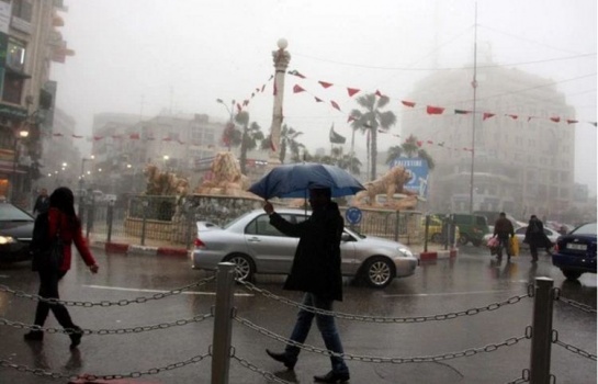 انخفاض ملموس وامطار غزيرة على مختلف المناطق