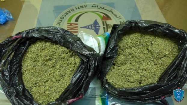 الشرطة تضبط 2كيلو غرام من مادة الماريجوانا المخدرة بحوزة شخص